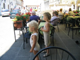 Kids at a cafe